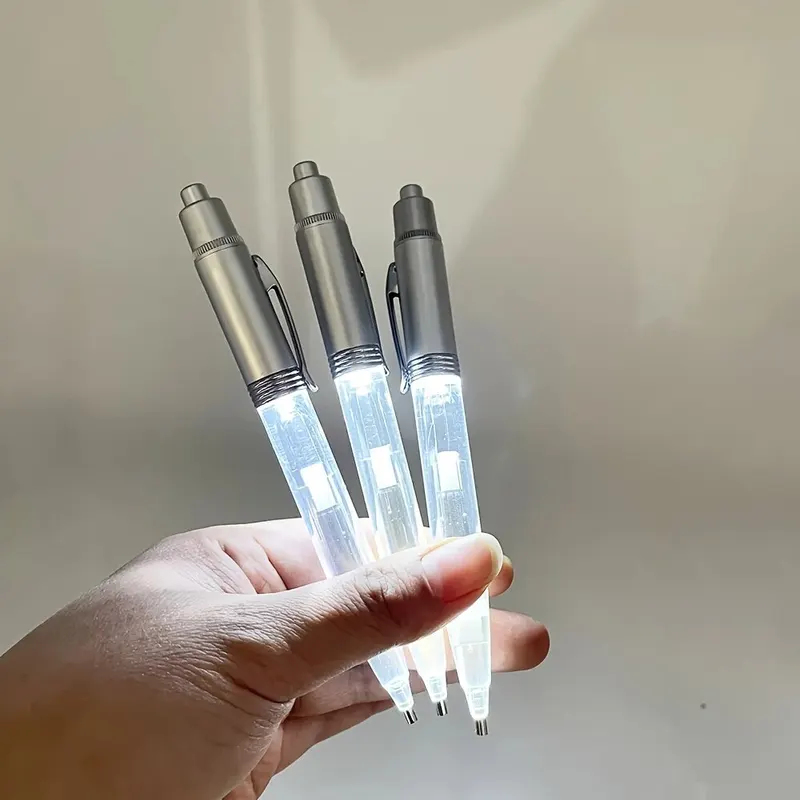 LED Light Diamond Painting Pen - Embroidery Artwork recension och pris